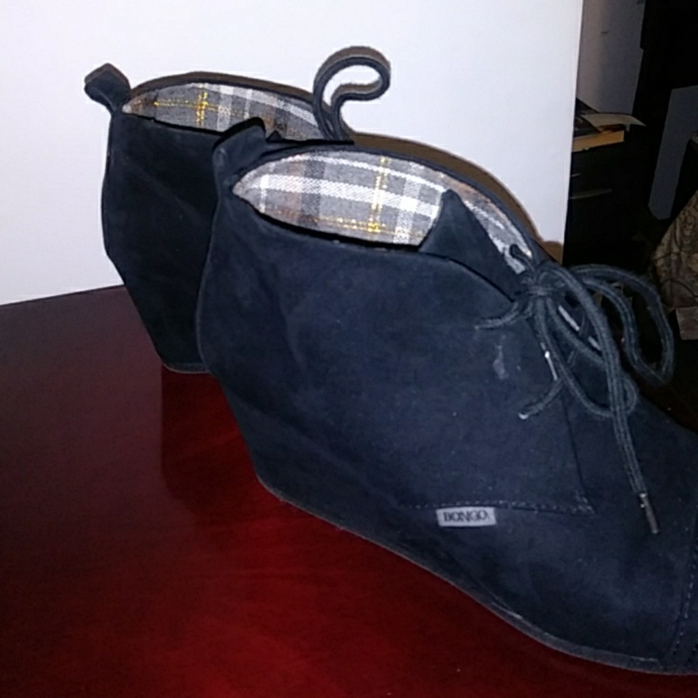 Bongo Shoes